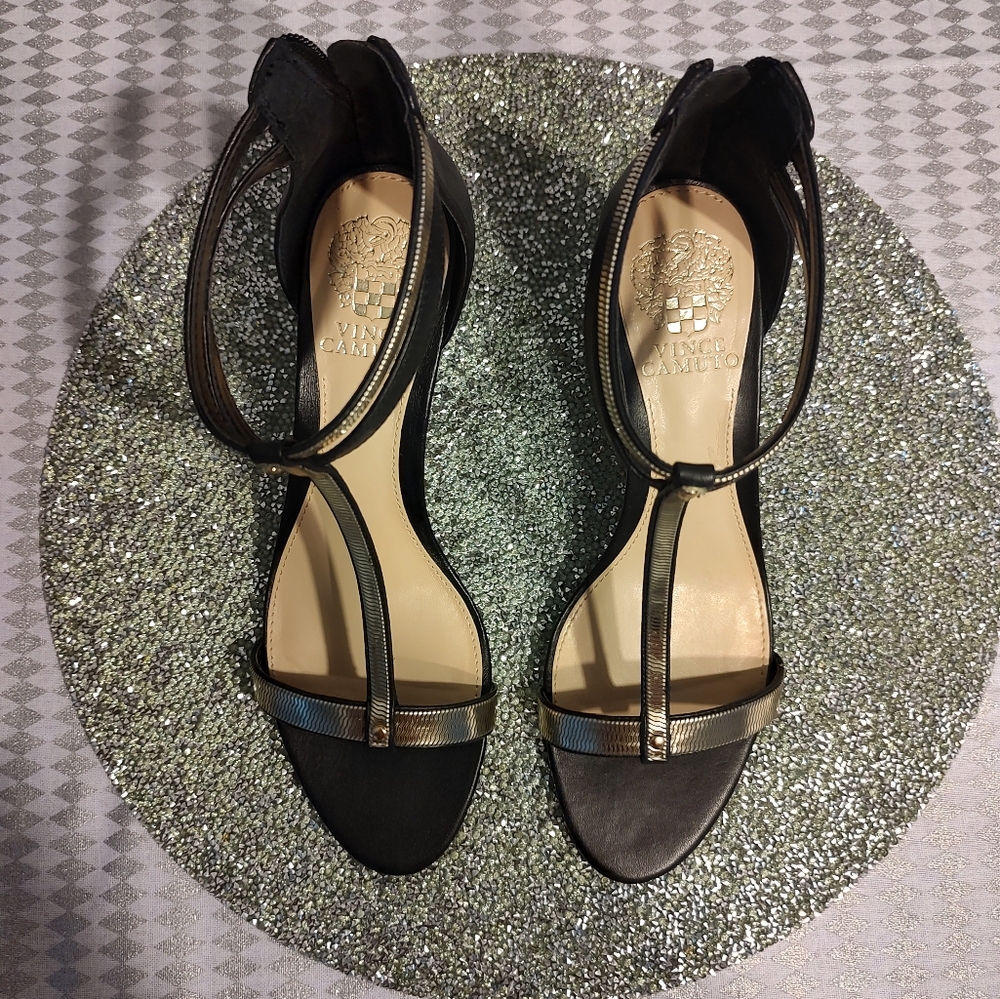 Vince Camuto, Sandals, 7.5, Black